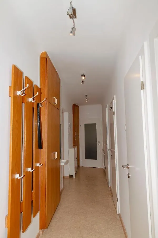 Beautiful 2-Bedroom Apartment Near Schoenbrunn Vienna